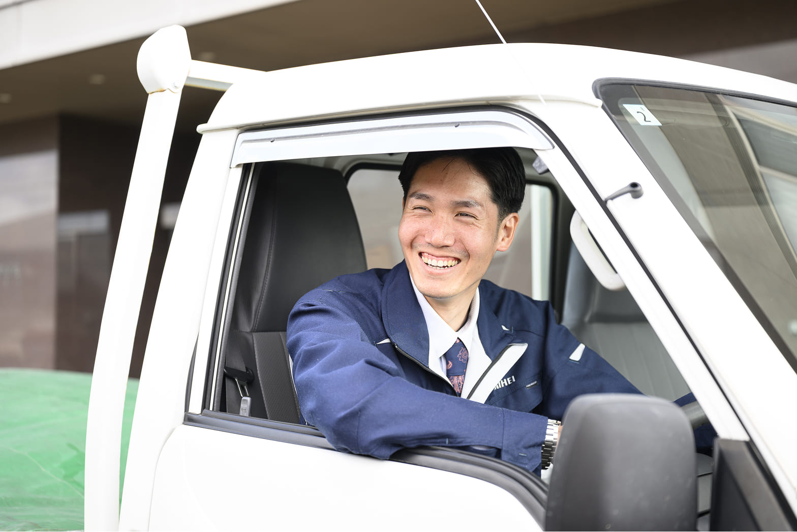 海谷武志さんが仕事をしている様子